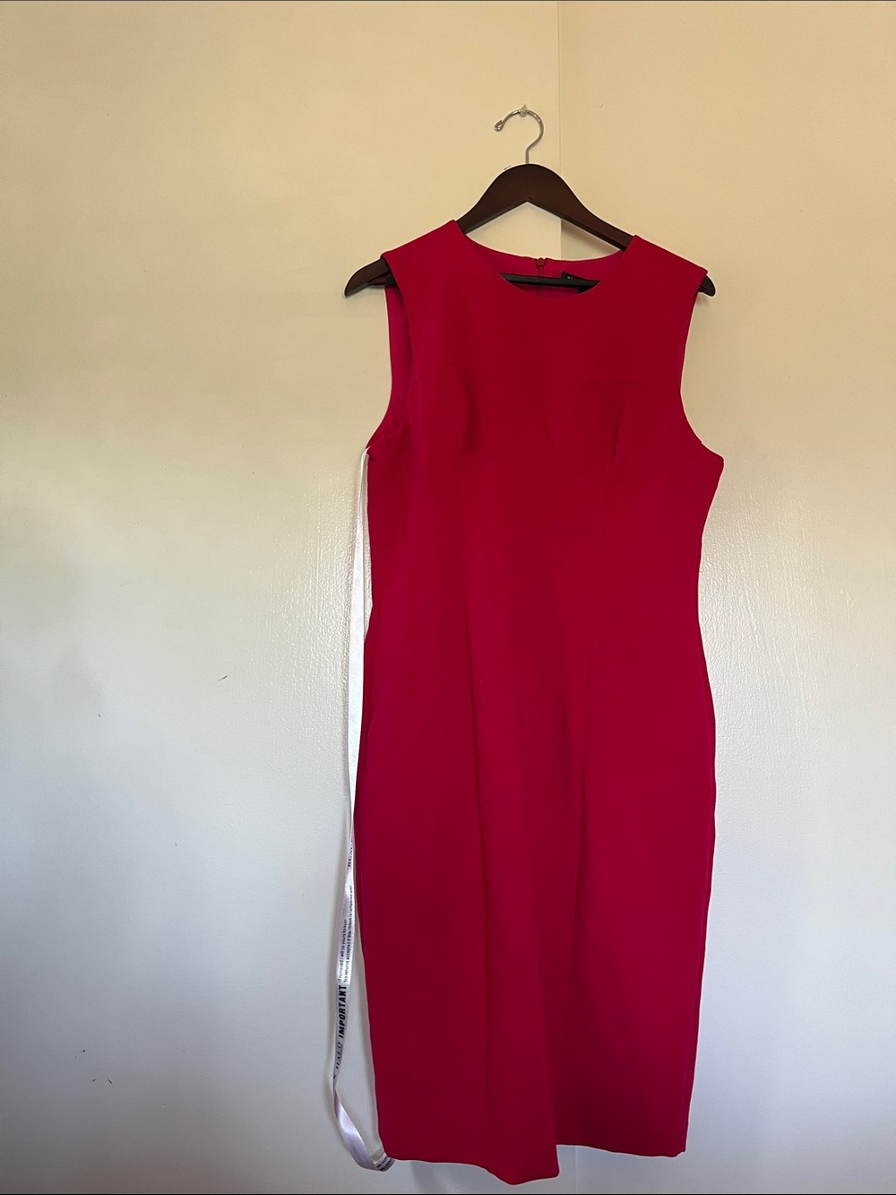 NWT Black Halo Fuchsia Sleeveless Midi Dress